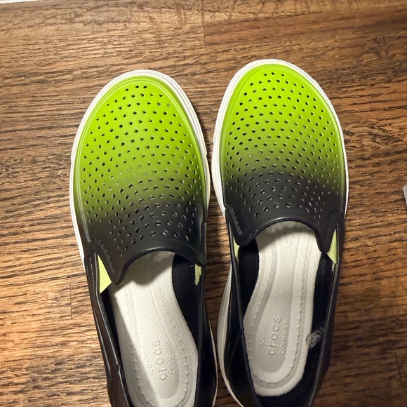 Kids Crocs - Picture 4 of 6